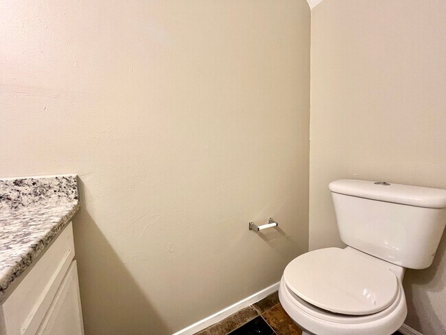 Foto del edificio - 1231 Dallas Dr