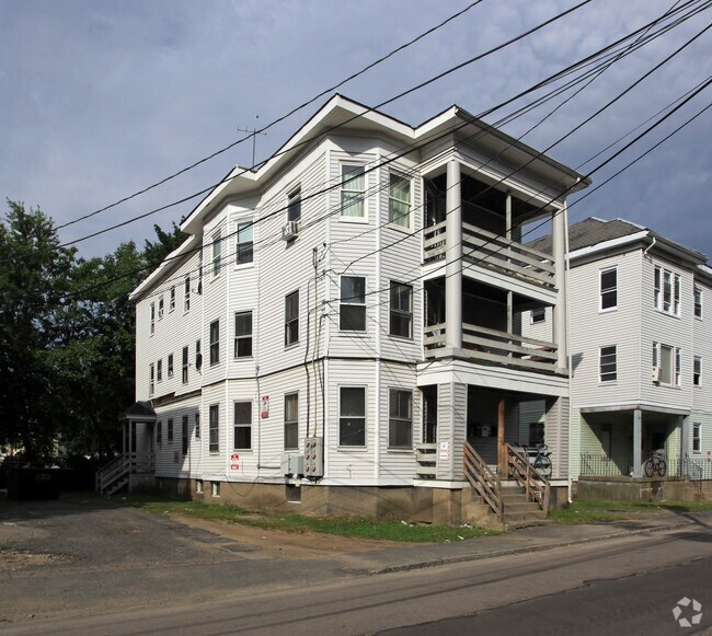 35 Frederick St, Framingham, MA 01702 Apartments Framingham, MA