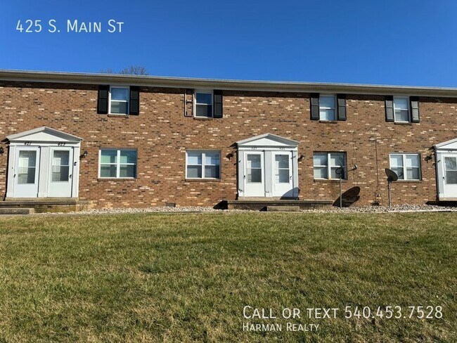 Foto del edificio - Well maintained 2 bedroom townhome