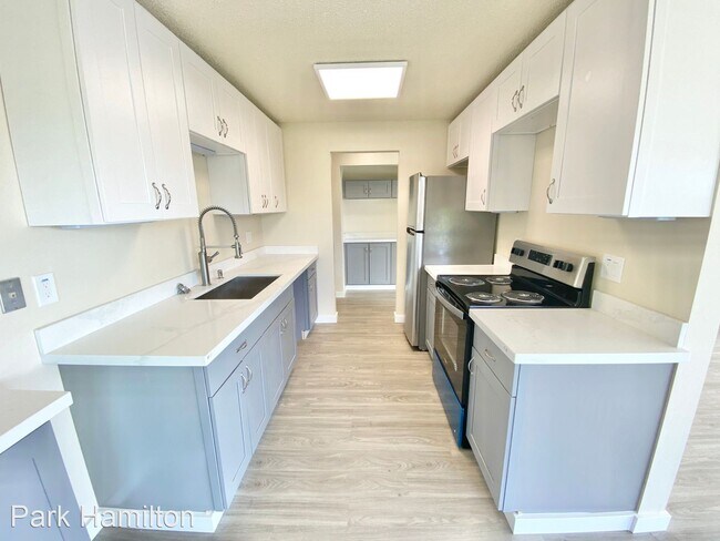 Foto del edificio - 1501 California Ave SW