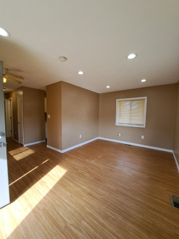 Building Photo - 4325 Fair Oaks Rd