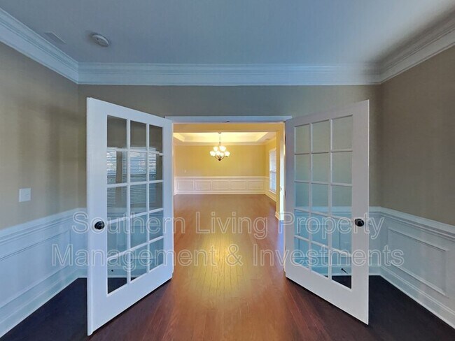 Foto del edificio - 8814 Newbury Grove St