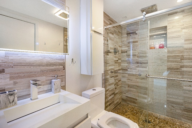 Building Photo - 2918 N 58th Ave