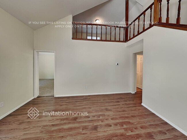 Building Photo - 2541 Rialto Way