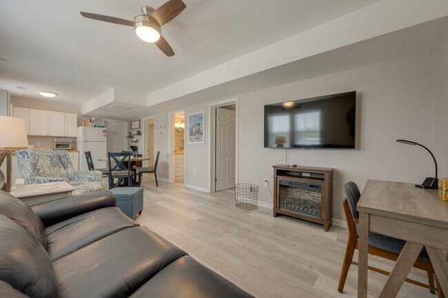 Foto del edificio - 600 W. Third Street