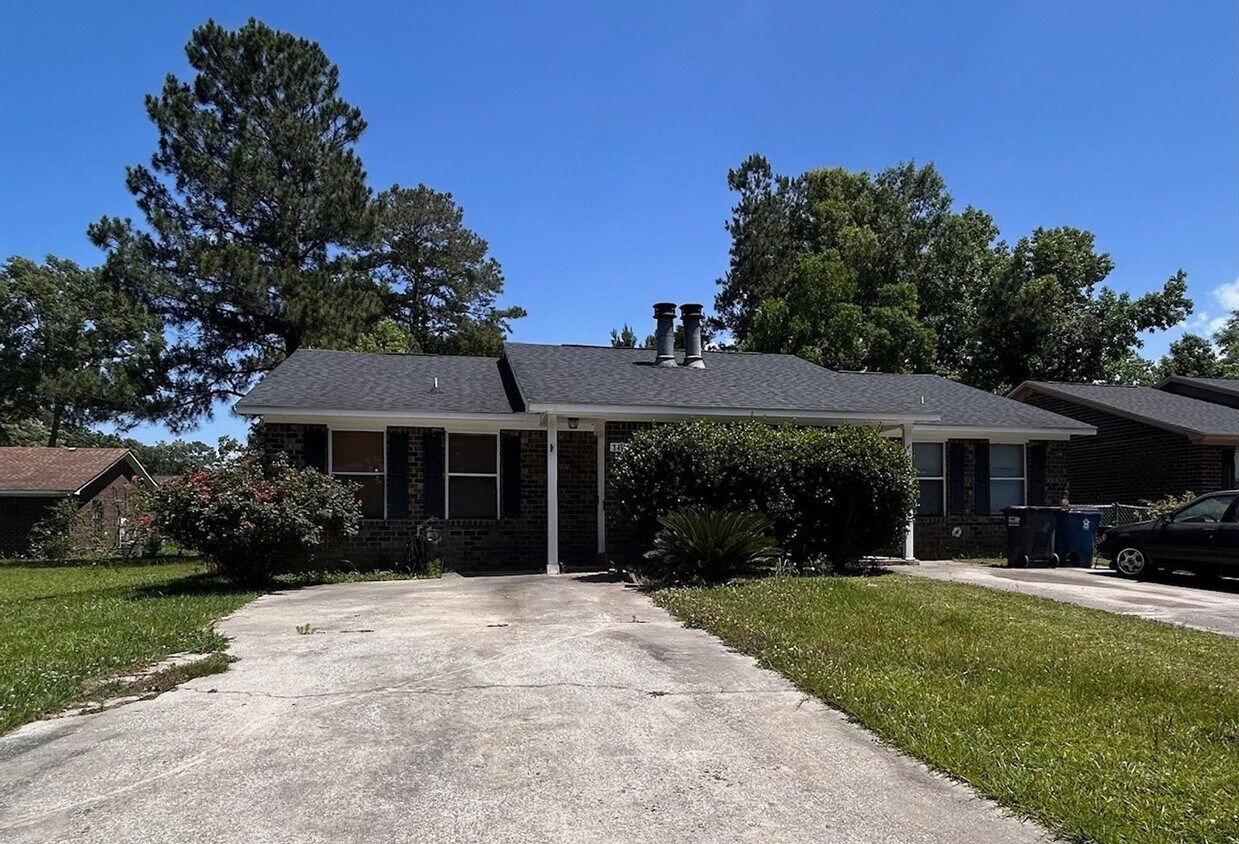 Foto principal - 184 Dorchester Manor Blvd