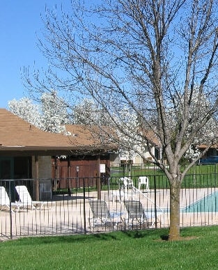 Primary Photo - Eastwood Court Apartments