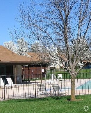 Building Photo - Eastwood Court