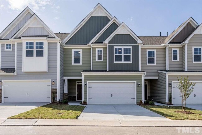 Building Photo - 304 Shale Creek Dr