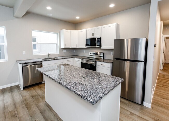 Building Photo - 5129 Palomino Ranch Point