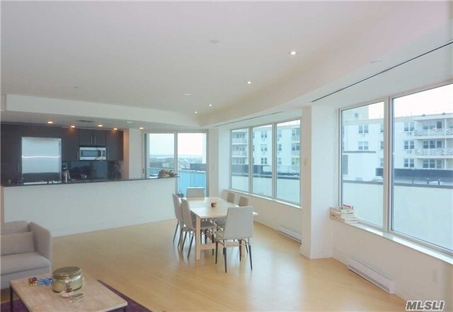 Building Photo - 403 E Boardwalk