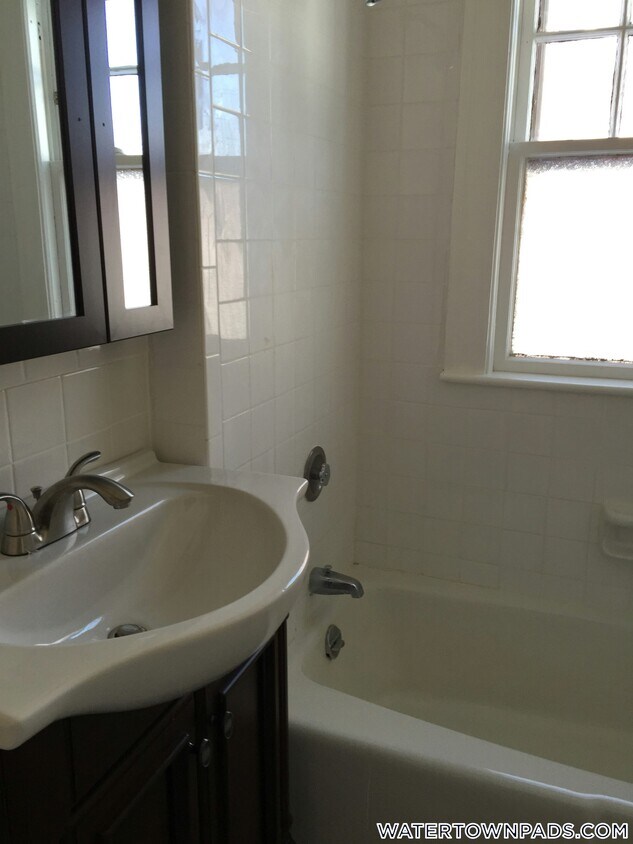 Foto principal - 126 Winsor Ave