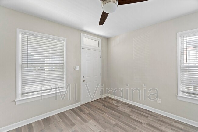 Building Photo - 631 Mt Vernon Ave