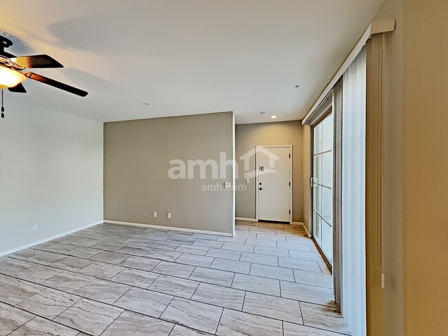 Foto del edificio - 20749 W Point Ridge Rd