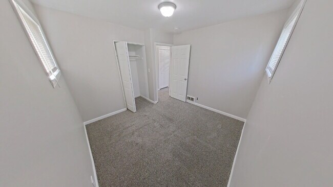 Foto del edificio - 28368 Waverly St