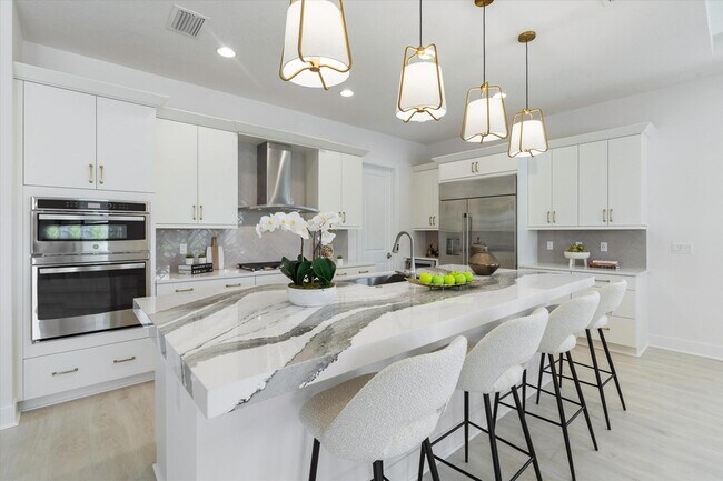 Building Photo - 13211 Artisan Cir