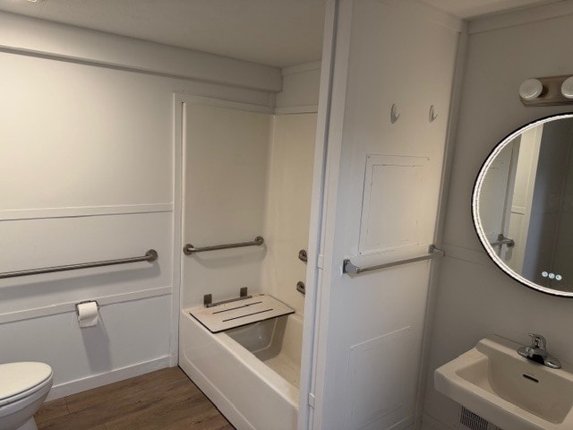 Building Photo - 675 W Gravois Ave