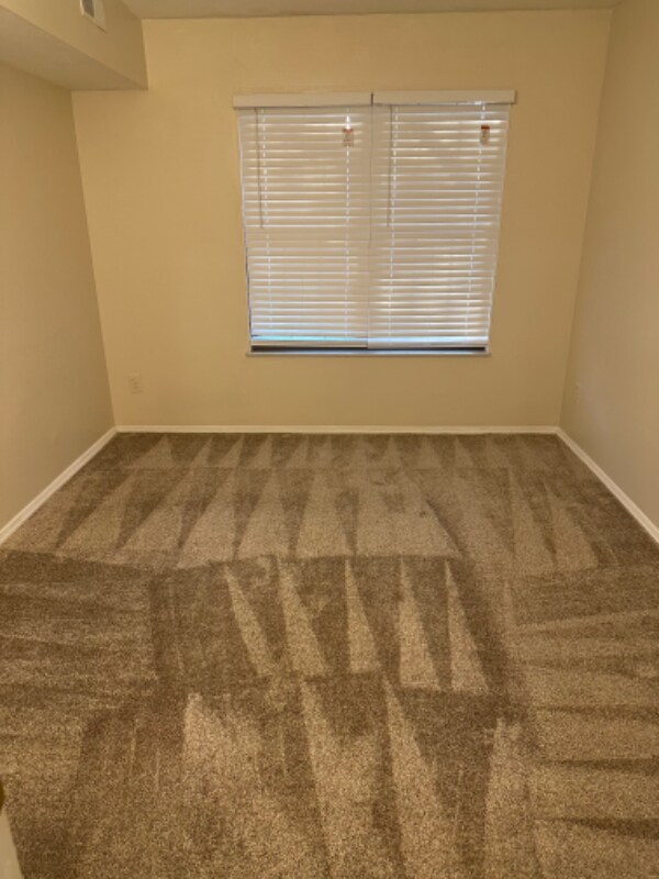 Foto del edificio - 2399 Fieldstone Cir