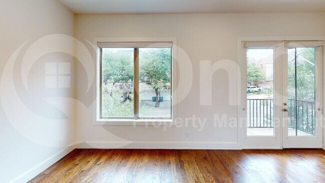 Foto del edificio - 1732 Mary St