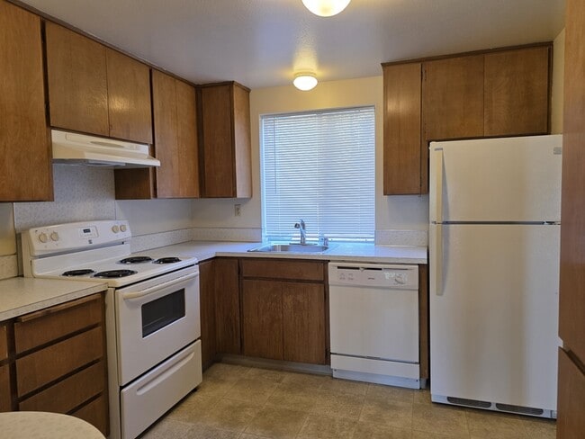 Photo - 2022 E 6th St Apartment