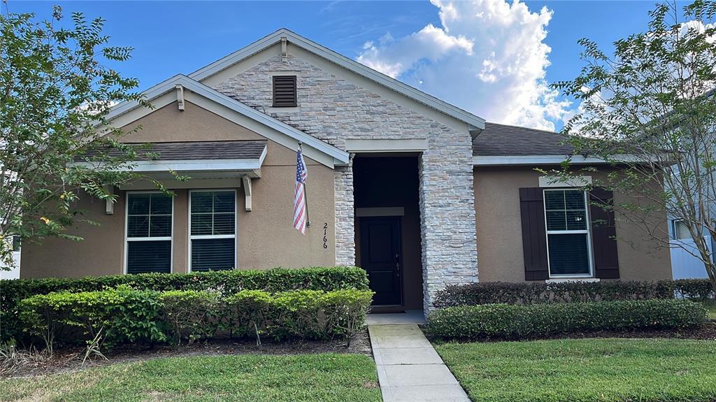 Foto principal - 2166 J Lawson Blvd