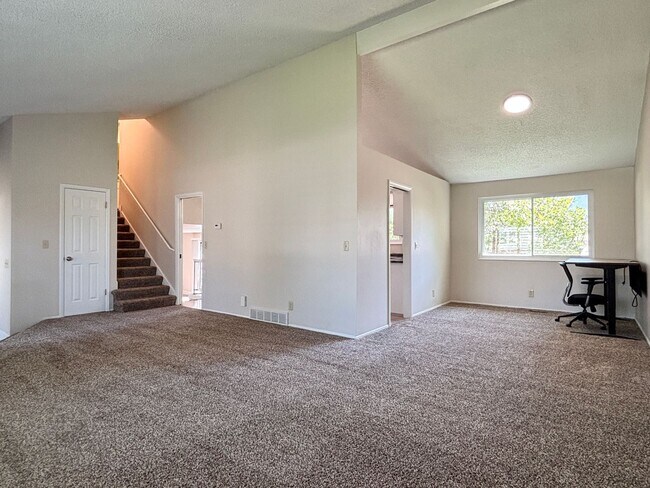 Foto del edificio - Mountain Views at Meadow Cove on 1/4 Acre ...