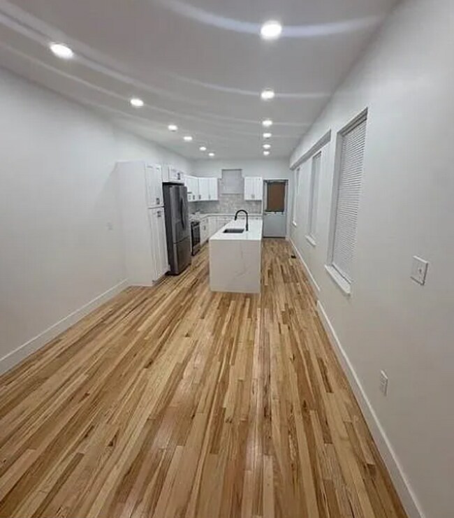 Foto del edificio - 1557 N 29th St