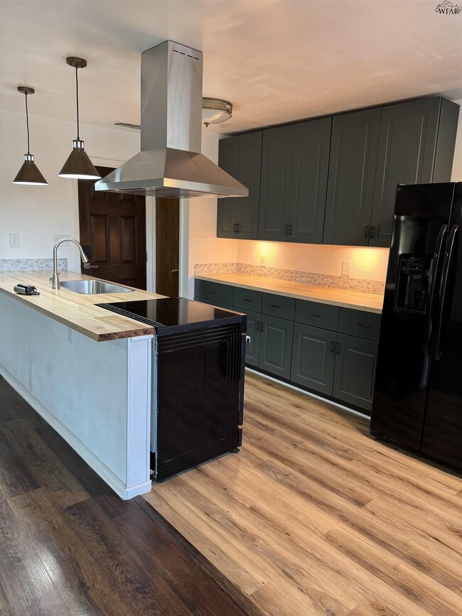 Foto del edificio - 2304 Tinker Trl