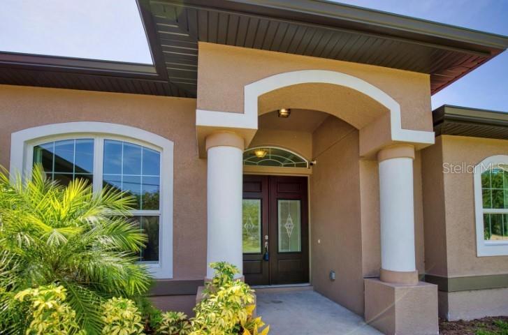 Port Charlotte, 
                        , –