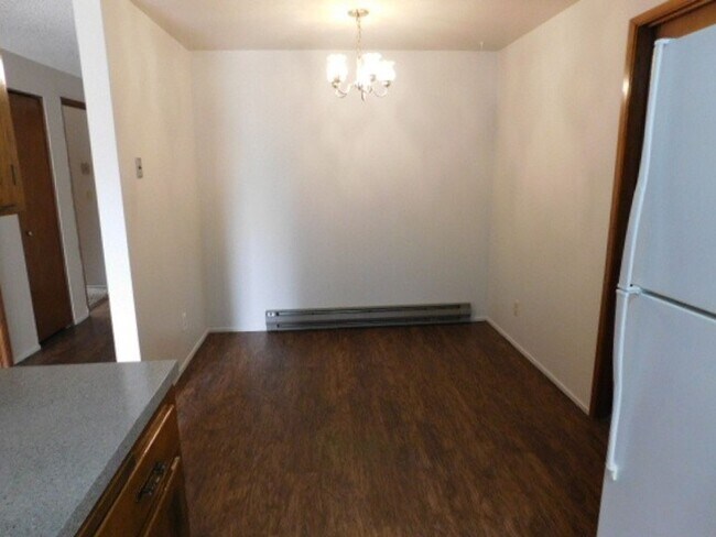 Building Photo - dipa01*