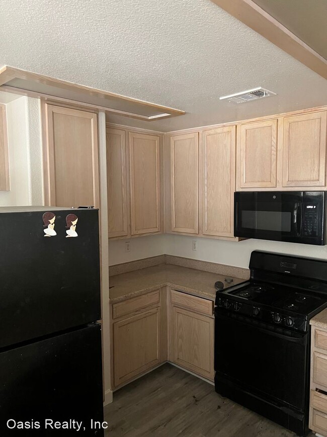 Building Photo - 3 br, 2 bath House - 4201 Blarney Ln. Bldg...