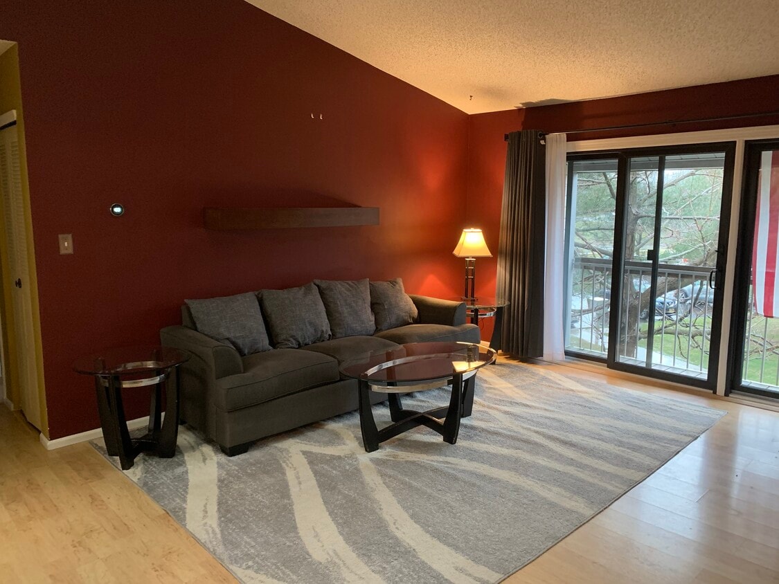 54 Crabapple Ln Unit B2, Franklin Park, NJ 08823 Condo for Rent in