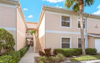 Building Photo - 1044 Woodshire Ln
