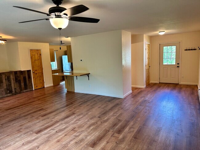 Foto del edificio - 3442 Moosewalk Rd