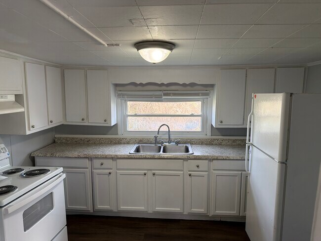 Foto del edificio - 315 N Highland Ave