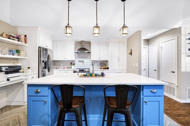 Building Photo - ***APPLICATION CURRENTLY UNDER REVIEW***Co...