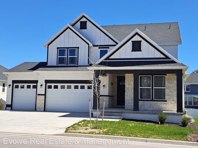 Building Photo - 3 br, 2.5 bath House - 1033 South Vine Street