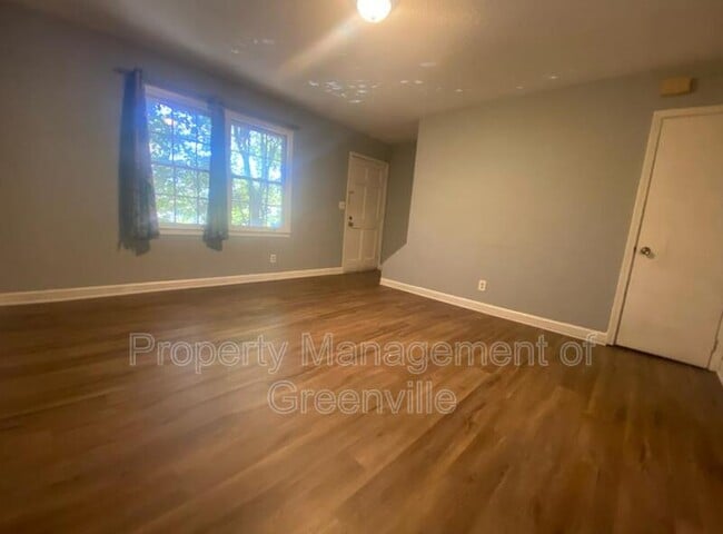 Photo - 220 Piney Mountain Rd House