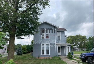 Building Photo - 1214 S Washington St