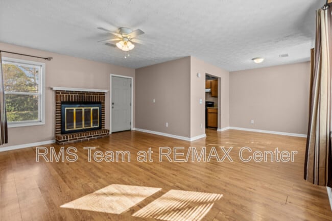 Foto del edificio - 236 Mateo Walk