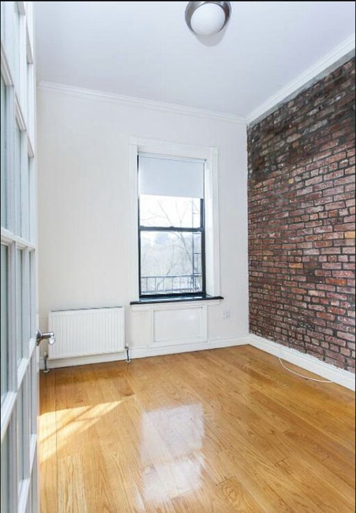 Foto del edificio - 526 E 5th St