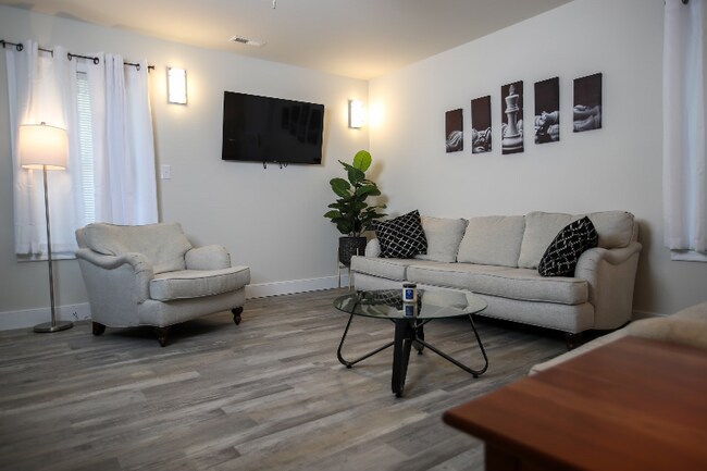 Foto del edificio - 164 S Winchester Ave