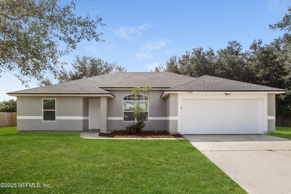 Foto principal - 11480 Rolling River Blvd