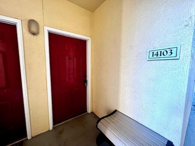 Foto del edificio - Wonderful 1st floor 2x2 rental with spacio...