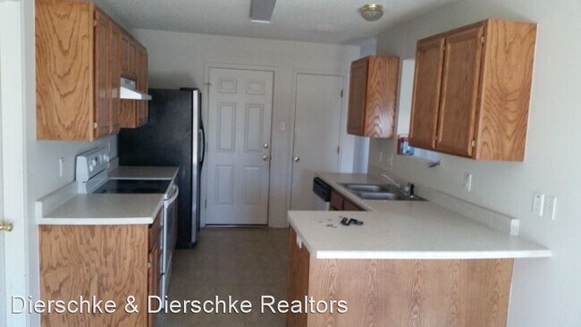 Building Photo - 4 br, 2 bath House - 1217 Hugo