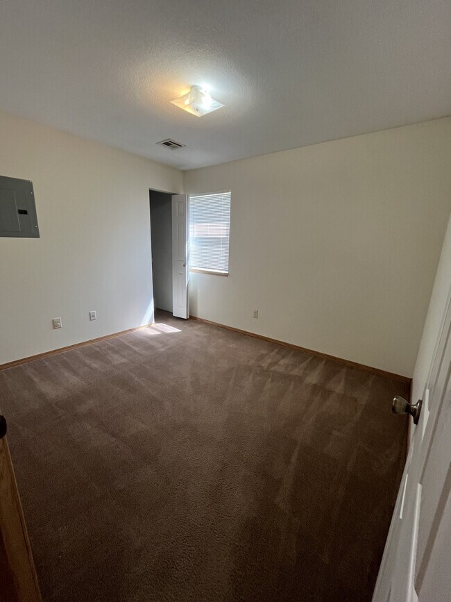 Foto del edificio - 2949 W Elm St