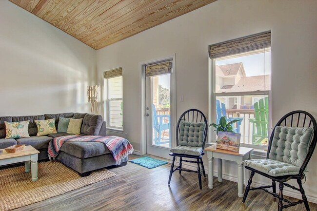 Foto del edificio - 1813 Eleventh Street-SI ID1023289P