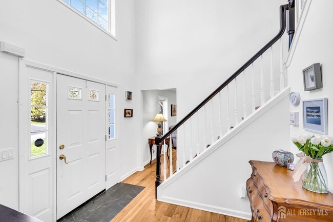 Foto del edificio - 108 Miller Ave