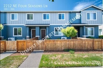 Building Photo - 2212 NE 4 Seasons Ln