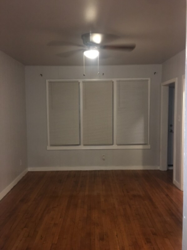 1317 S 49th Ct Unit 1F, Cicero, IL 60804 Room for Rent in Cicero, IL